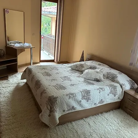 Holiday home родопска къща *